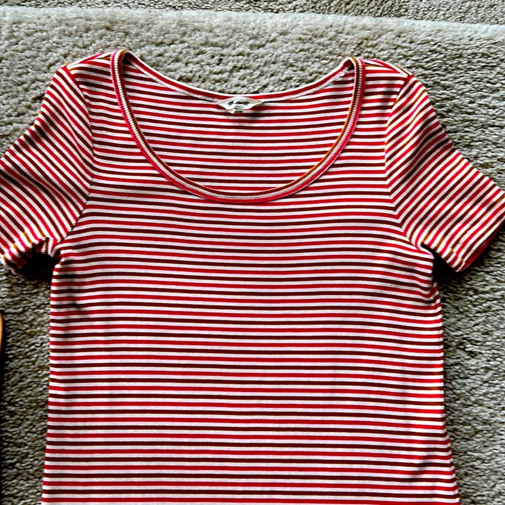 Madewell Swingy Tee Dress in Stripe - Picture 2 of 8